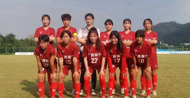 星空体育-中国女足夺冠喜获世界瞩目球迷狂欢庆祝胜利