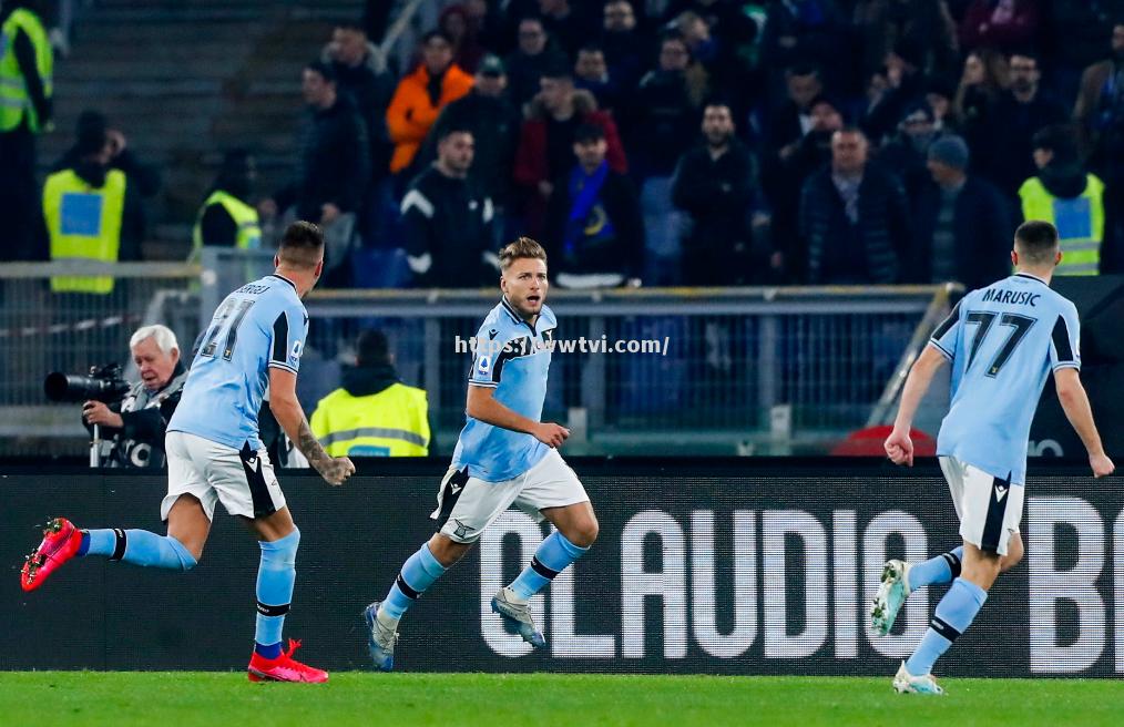 拉齐奥宣布续约主帅因莫比莱,力争下赛季再闯欧冠 拉齐奥宣布续约主帅因莫比莱,力争下赛季再闯欧冠