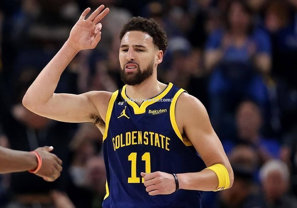 NBA巨星汤普森发声支持抗议活动,呼吁团结抵制歧视 NBA巨星汤普森发声支持抗议活动,呼吁团结抵制歧视