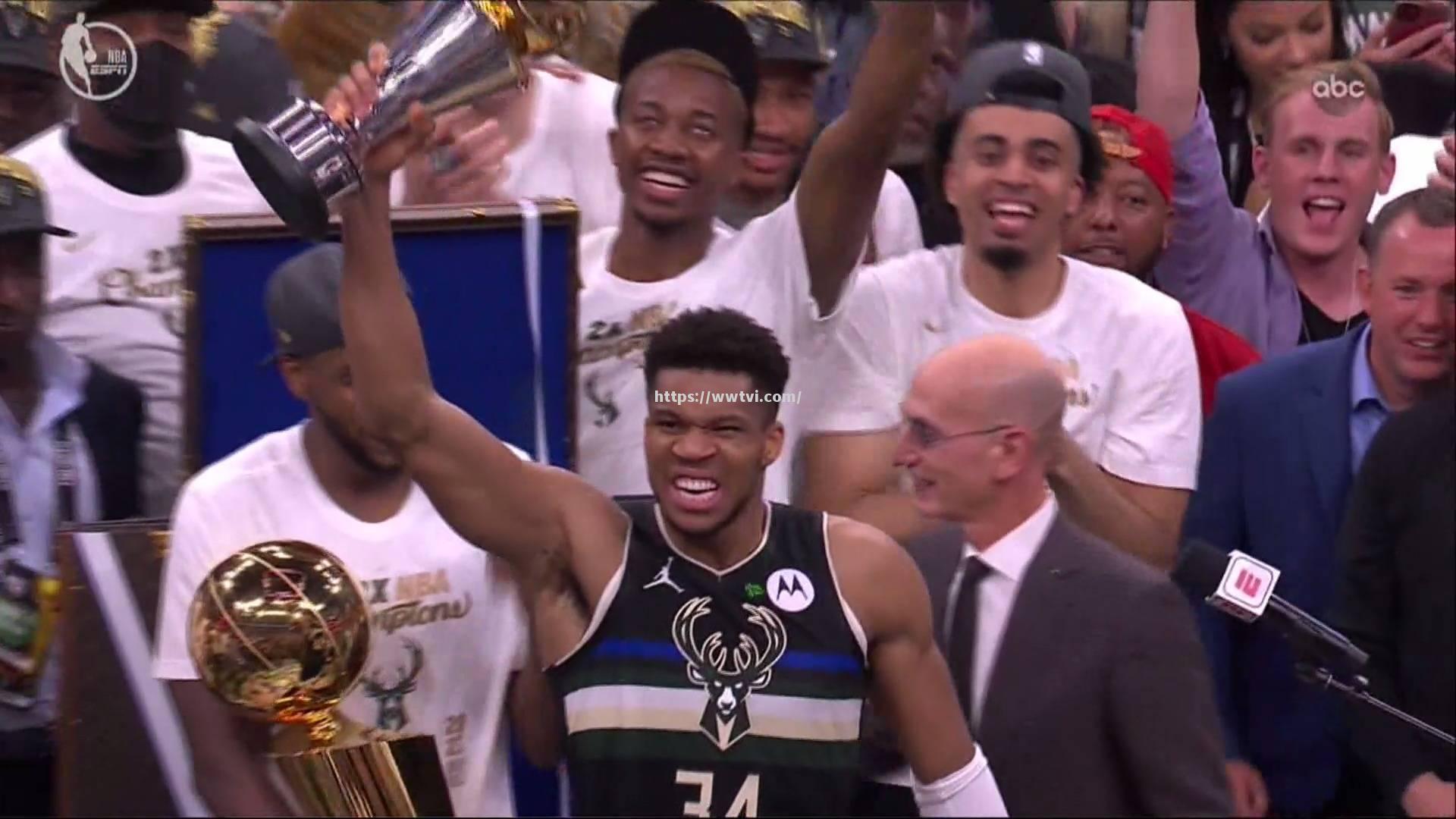 星空体育-雄鹿全明星选手字母哥状态火热，带队连胜