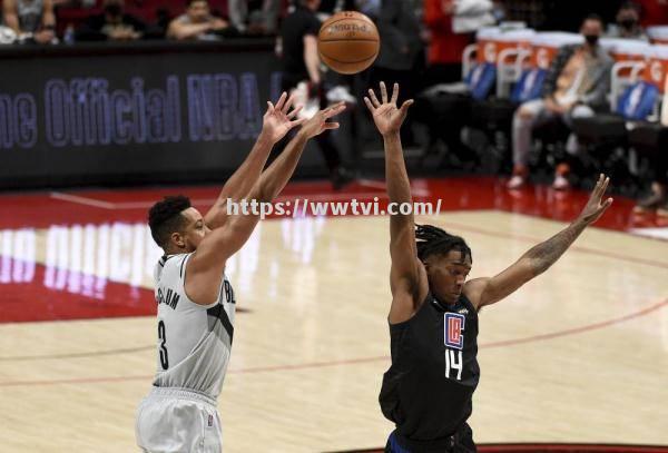 乔治连续20+得分,快船队遭遇四连胜 乔治连续20+得分,快船队遭遇四连胜