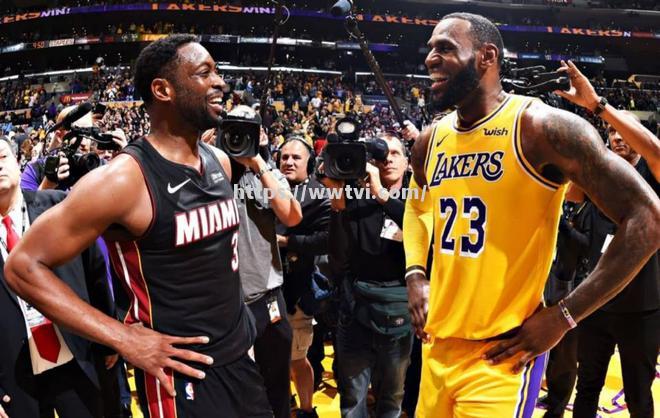 湖人灭骑士,巨星汇聚场面火爆 湖人灭骑士,巨星汇聚场面火爆