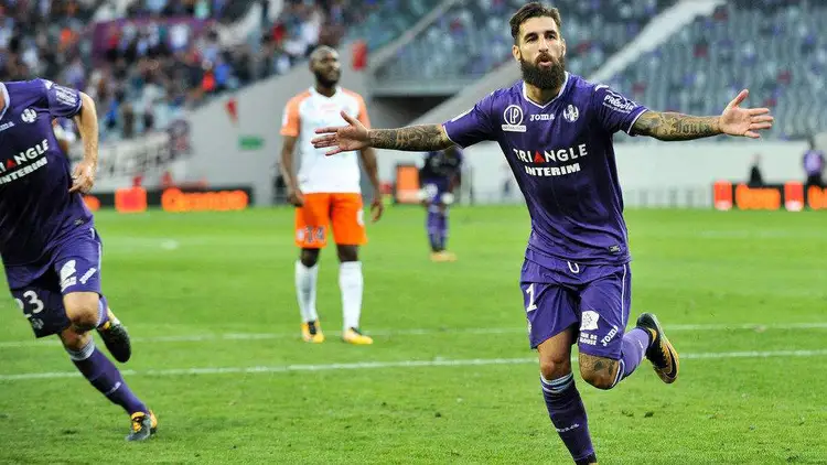 南特将迎战里尔,决战争夺赛季关键胜利 南特将迎战里尔,决战争夺赛季关键胜利