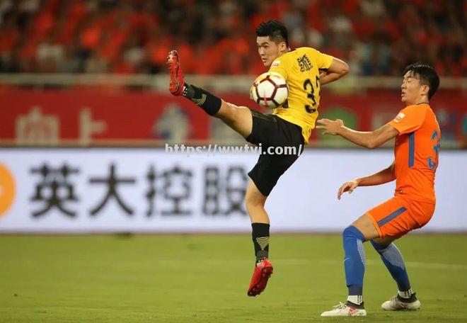 鲁能门将连续三场零封对手,表现稳定 鲁能门将连续三场零封对手,表现稳定