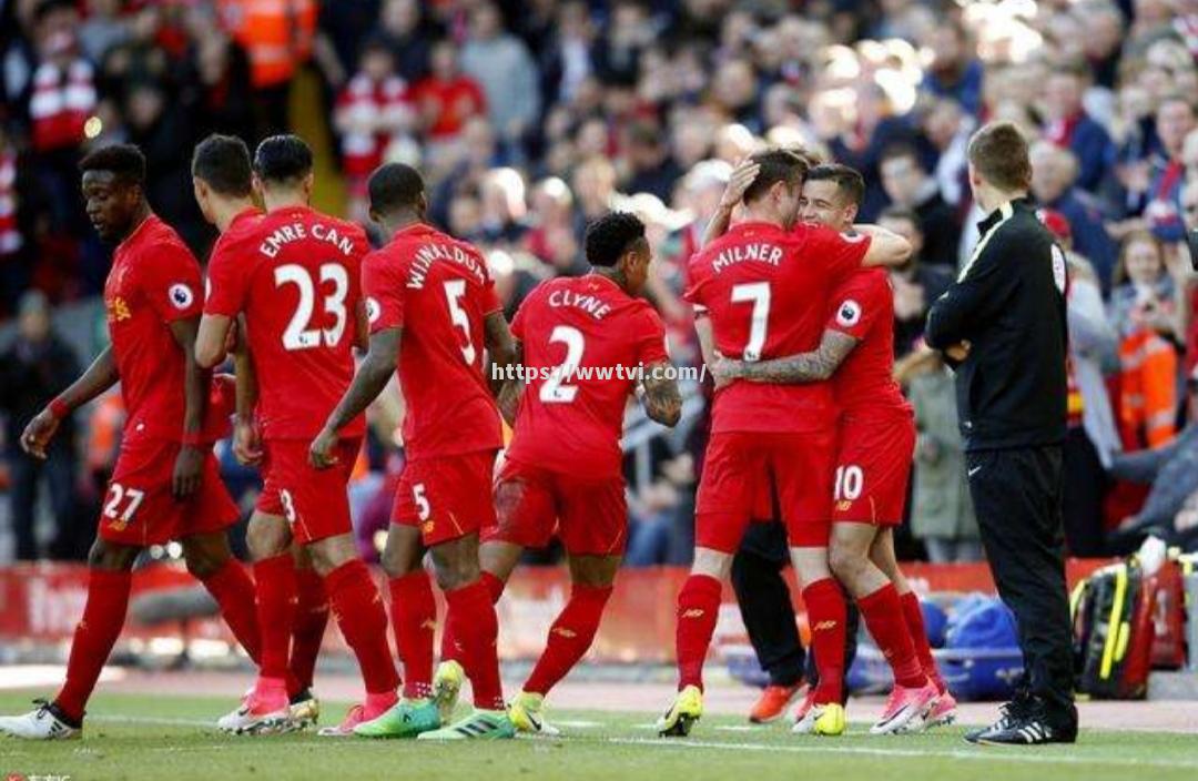 曼联逆转维拉,取得主场胜利 曼联逆转维拉,取得主场胜利