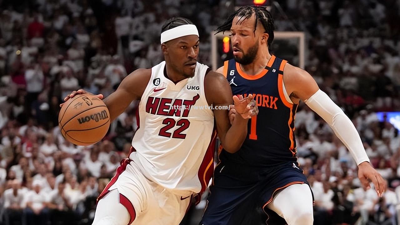 热火队主场轻取老鹰,巴特勒双20+表现抢眼 热火队主场轻取老鹰,巴特勒双20+表现抢眼