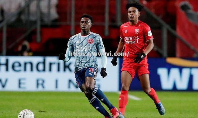 里尔客场失利,排名下滑至第五 里尔客场失利,排名下滑至第五