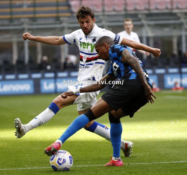 利沃诺客场战平桑普多利亚,争夺胜利 利沃诺客场战平桑普多利亚,争夺胜利