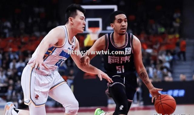 京粤大战:广东男篮击败北京队晋级总决赛 京粤大战:广东男篮击败北京队晋级总决赛