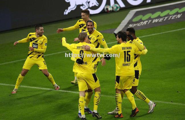 多特蒙德客场惊险战胜对手,实现逆转 多特蒙德客场惊险战胜对手,实现逆转