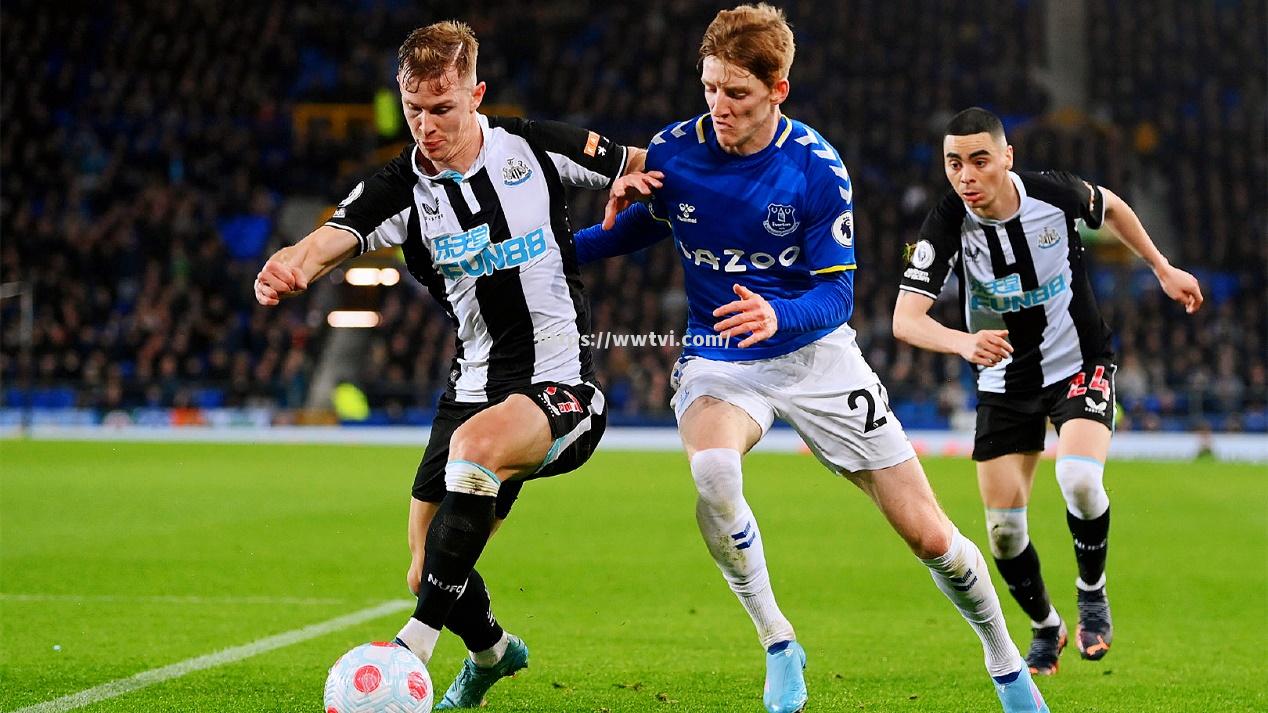 沃尔夫斯堡告捷,重回德甲榜首 沃尔夫斯堡告捷,重回德甲榜首