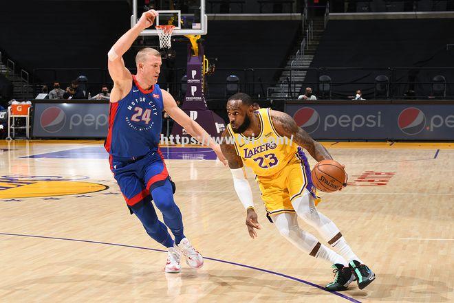 活塞客场惊险战胜步行者,格兰特成为关键人物 活塞客场惊险战胜步行者,格兰特成为关键人物