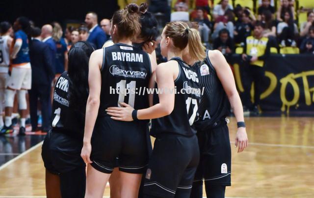 土耳其篮球联赛季后赛场面混战,球队实力均衡 土耳其篮球联赛季后赛场面混战,球队实力均衡