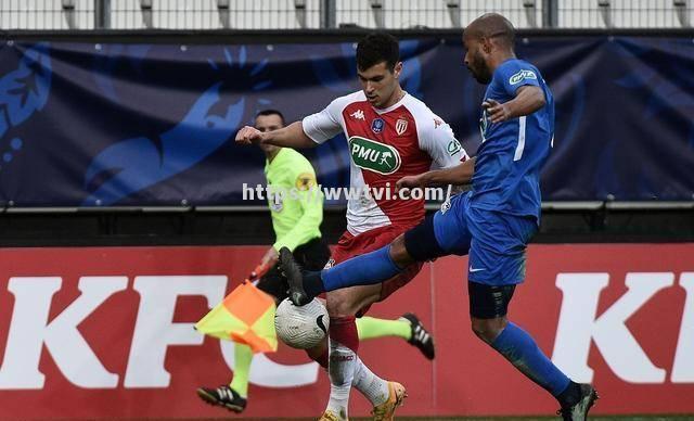 圣埃蒂安主场战平尼斯,球队寻求反弹 圣埃蒂安主场战平尼斯,球队寻求反弹