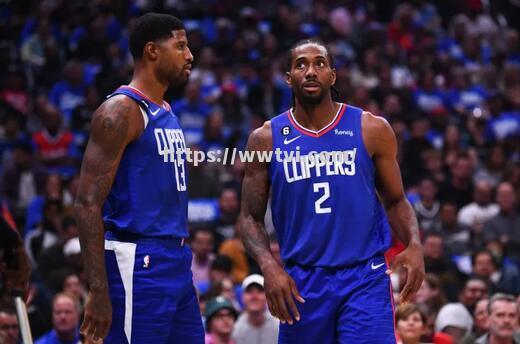 勇士再胜快船,全队合作凝聚战斗力 勇士再胜快船,全队合作凝聚战斗力