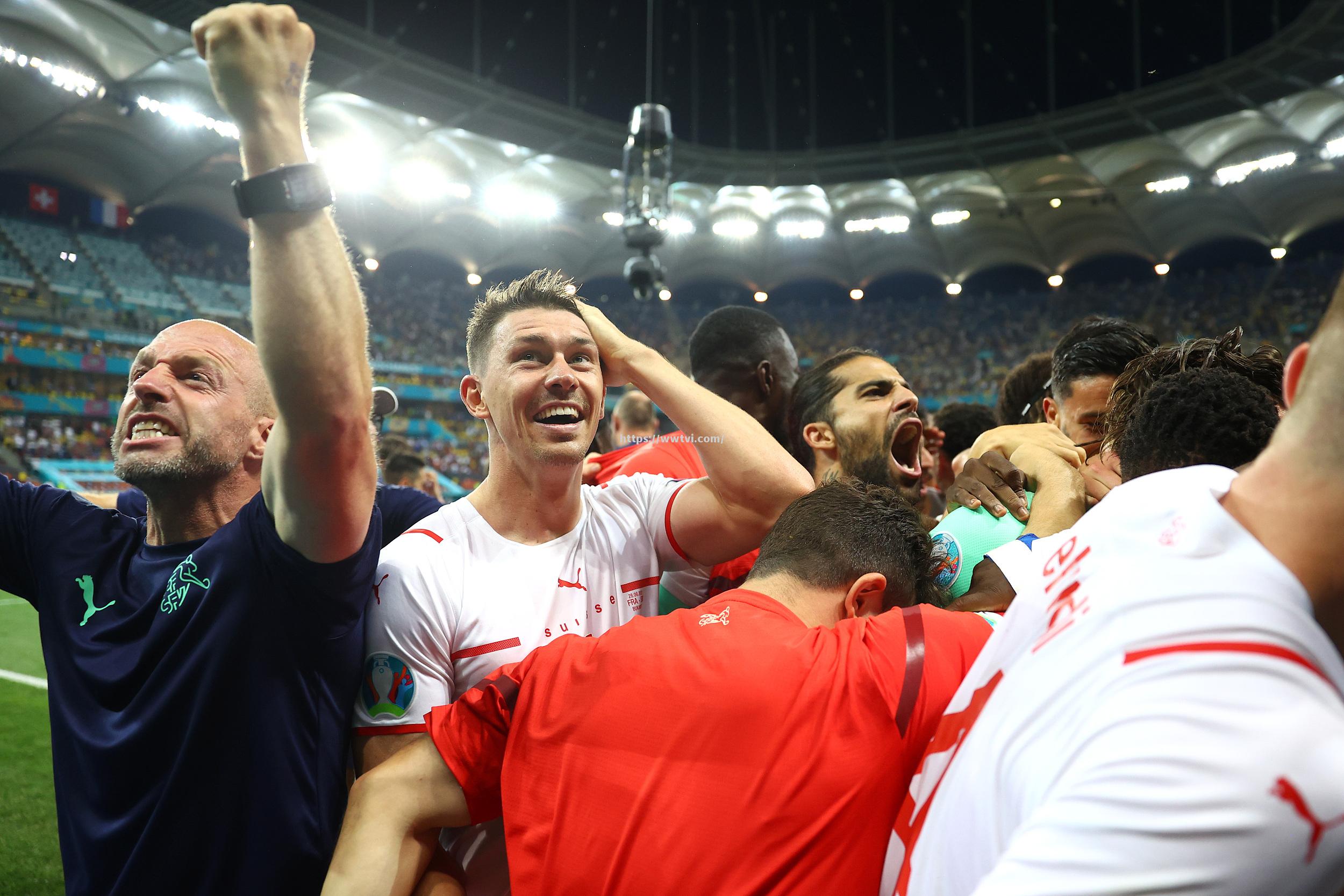 欧洲豪门交锋,赛场火爆 欧洲豪门交锋,赛场火爆