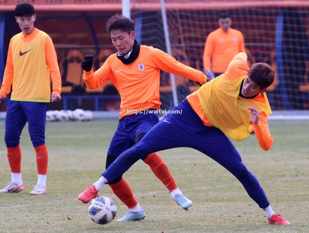 主帅战术调整,备战亚冠比赛 主帅战术调整,备战亚冠比赛