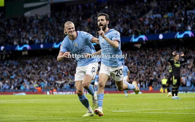 顶尖足球强队对决,火爆比赛掀起狂潮 顶尖足球强队对决,火爆比赛掀起狂潮