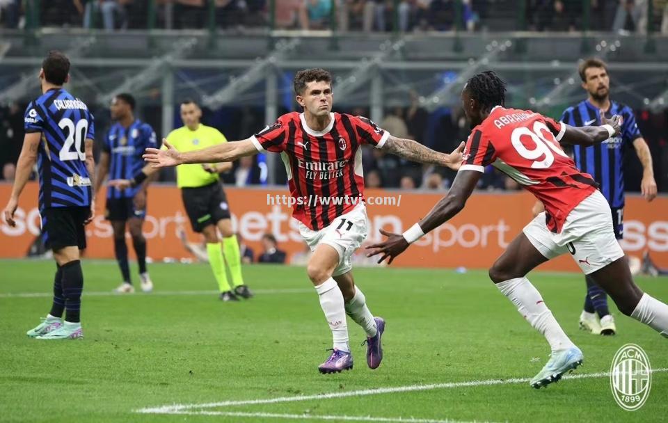 AC米兰主场告捷,继续领跑积分榜 AC米兰主场告捷,继续领跑积分榜