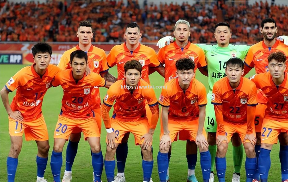 亚眠队宣布新球员加盟,实力大增 亚眠队宣布新球员加盟,实力大增