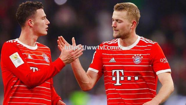 拜仁慕尼黑主场不敌沙尔克,遭遇一场失利 拜仁慕尼黑主场不敌沙尔克,遭遇一场失利