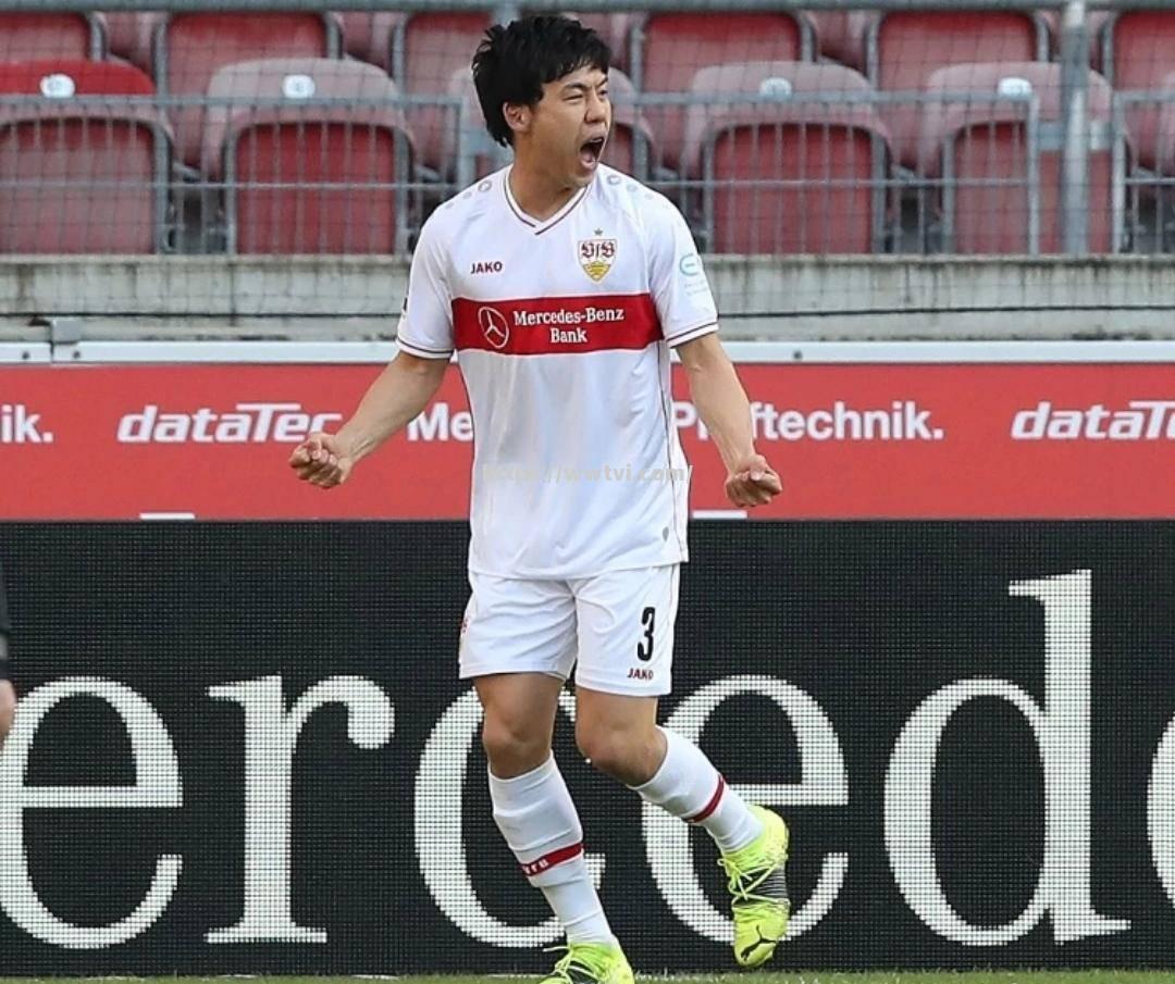 汉堡SV客场全身而退,积分涨幅明显,重回德甲保级榜 汉堡SV客场全身而退,积分涨幅明显,重回德甲保级榜