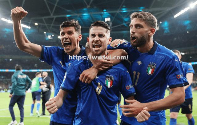 米尔顿凯因斯大获全胜,球员士气如虹 米尔顿凯因斯大获全胜,球员士气如虹