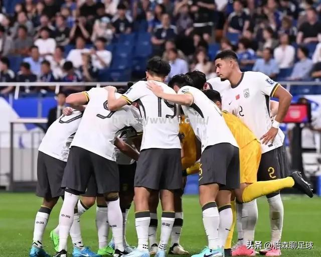 沙尔克队客场挑战成功赢得关键胜利 沙尔克队客场挑战成功赢得关键胜利