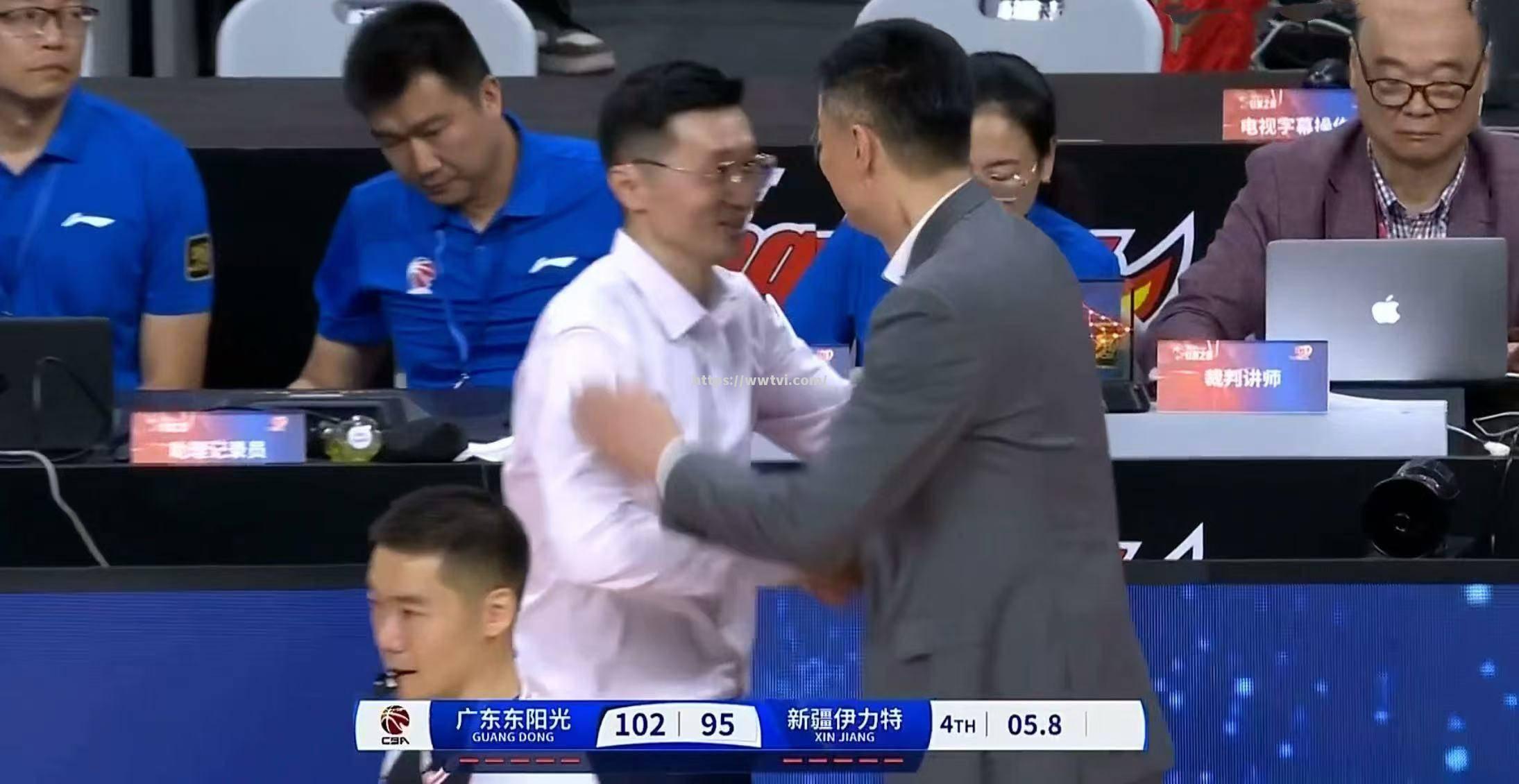 半场战报:两支球队在中国职业篮球联赛中战平 半场战报:两支球队在中国职业篮球联赛中战平