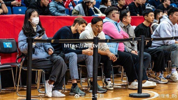 利摩日继续低迷,被圣埃蒂安绝杀 利摩日继续低迷,被圣埃蒂安绝杀