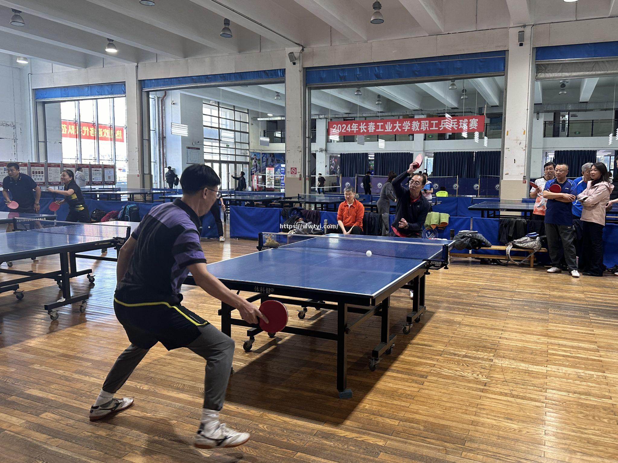 高潮迭起的比赛,精彩纷呈让人目不暇接 高潮迭起的比赛,精彩纷呈让人目不暇接