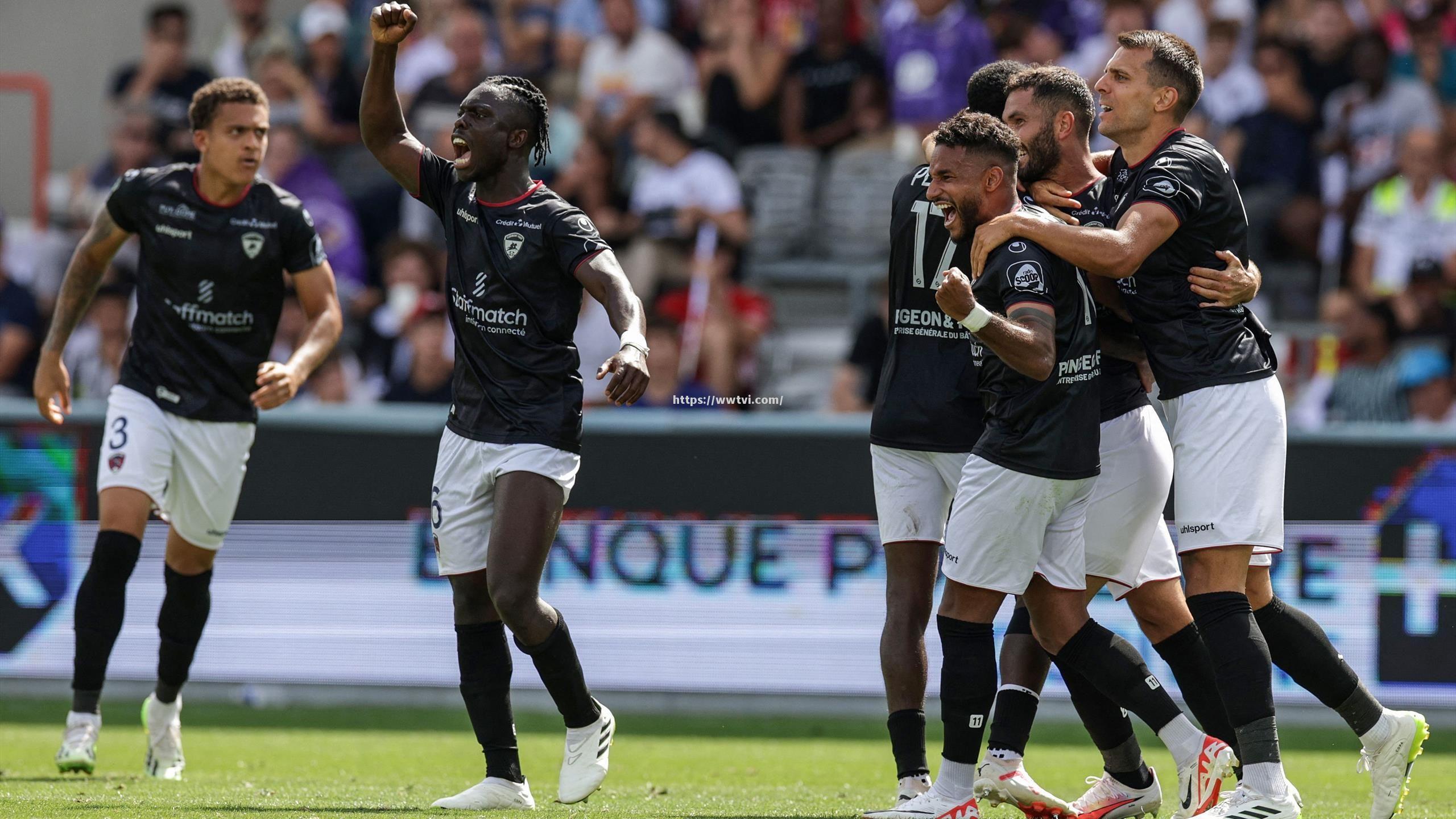 雷恩保持不败战绩,积分榜稳居前列 雷恩保持不败战绩,积分榜稳居前列