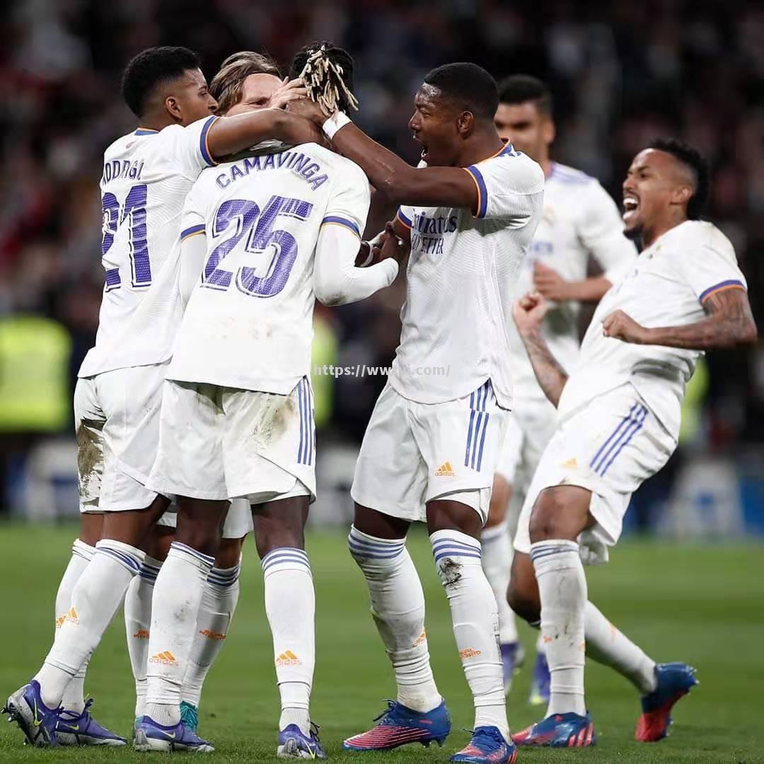 皇马主场大胜,球队信心大增 皇马主场大胜,球队信心大增