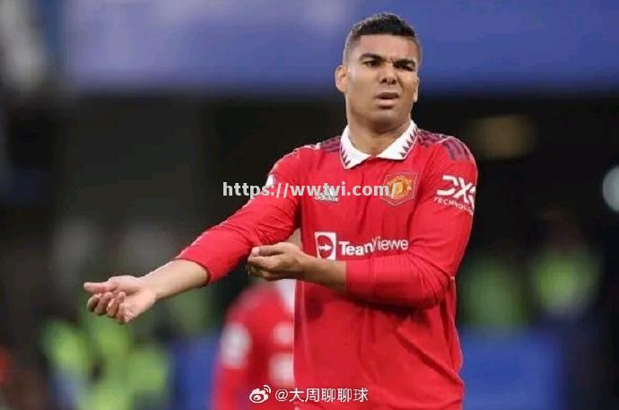 曼联主帅遭遇解聘危机,球队状态低迷 曼联主帅遭遇解聘危机,球队状态低迷