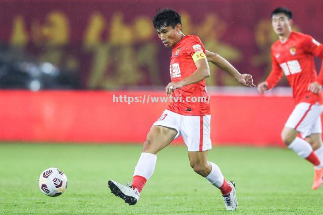 广州恒大主场失利,教练组全力调整备战下轮比赛 广州恒大主场失利,教练组全力调整备战下轮比赛