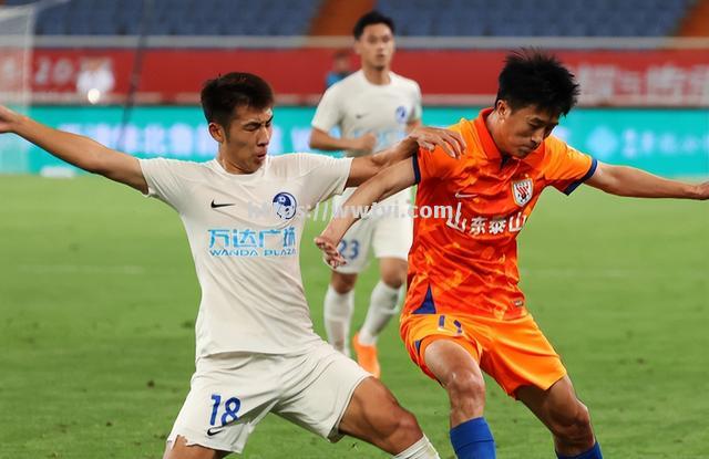 三连胜引发热议,中国球队士气高涨晋级四强 三连胜引发热议,中国球队士气高涨晋级四强