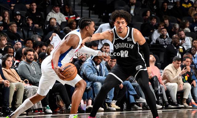 快船后场出色表现,轻取猛龙晋级半决赛 快船后场出色表现,轻取猛龙晋级半决赛