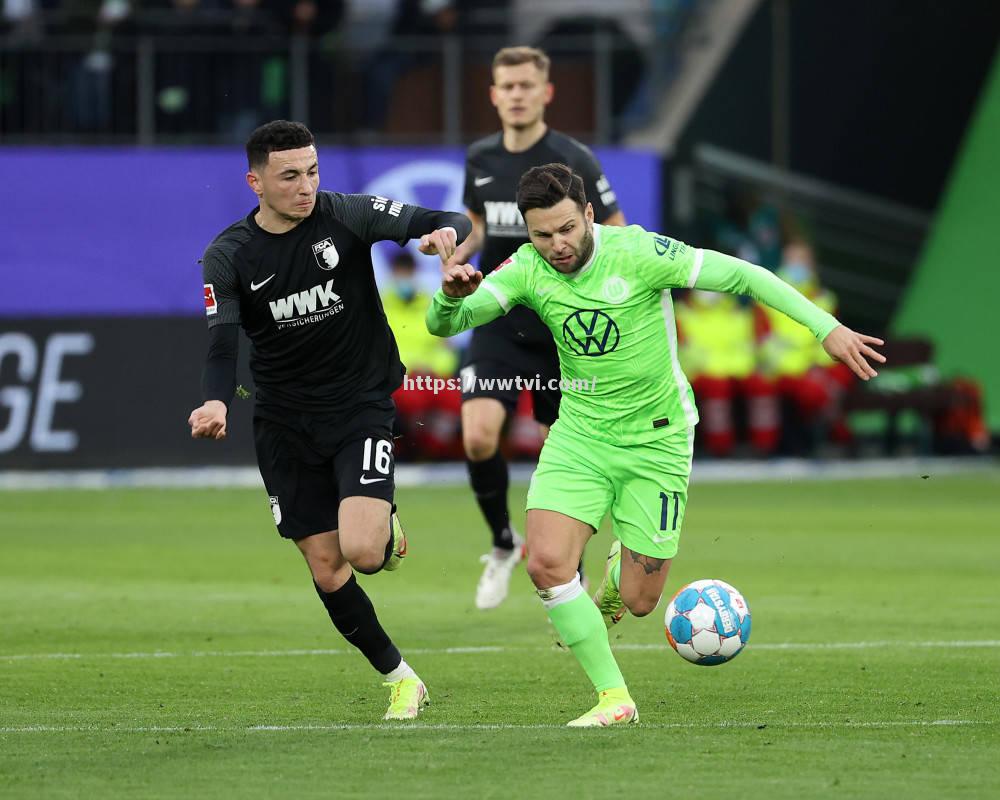 奥格斯堡选手取得胜利,打破不败魔咒 奥格斯堡选手取得胜利,打破不败魔咒