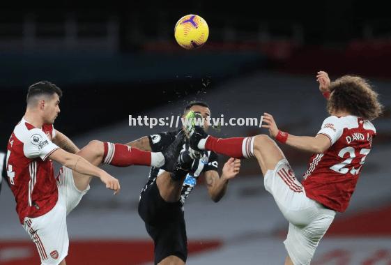 曼联客场逼平阿斯顿维拉,捉住抢分机会 曼联客场逼平阿斯顿维拉,捉住抢分机会