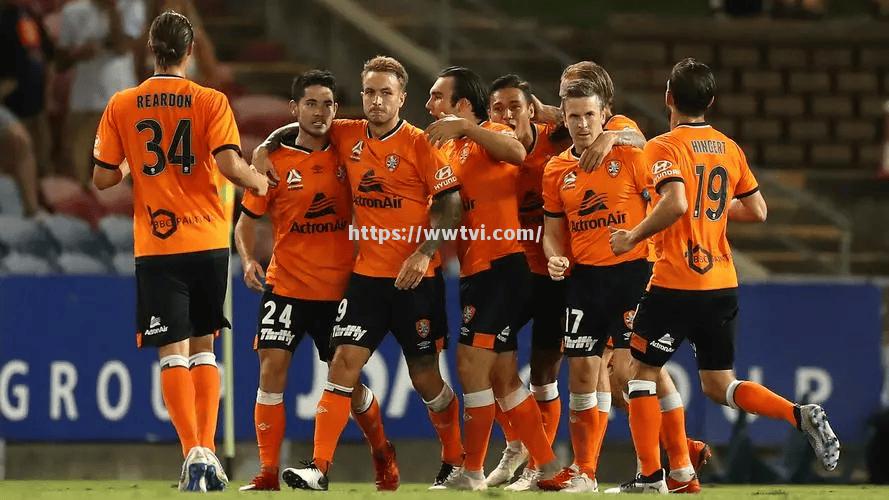 巴西名宿抵达法国,与巴黎圣日耳曼展开深度交流 巴西名宿抵达法国,与巴黎圣日耳曼展开深度交流