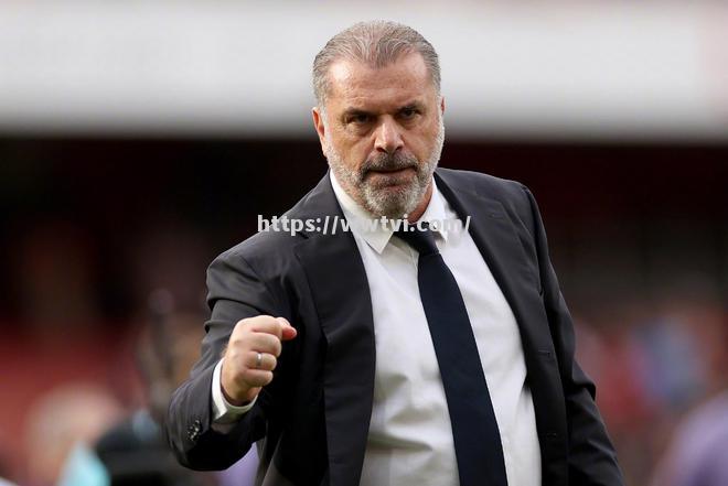 沙尔克客场告捷,迎接更多胜利挑战 沙尔克客场告捷,迎接更多胜利挑战