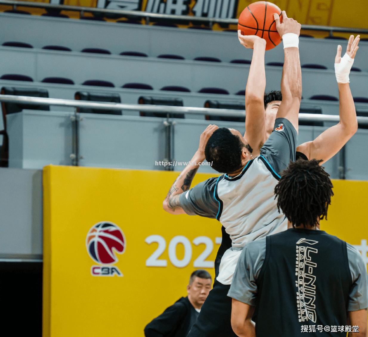 马洛卡胜算大增,球队备战关键比赛 马洛卡胜算大增,球队备战关键比赛