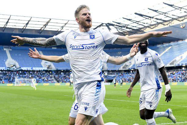 阿尔勒客场击败特鲁瓦,逃离降级区 阿尔勒客场击败特鲁瓦,逃离降级区