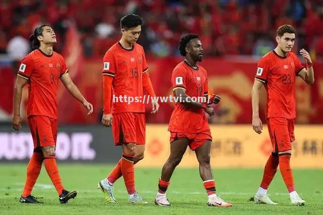 足球比赛收视率屡创新高,受追捧 足球比赛收视率屡创新高,受追捧