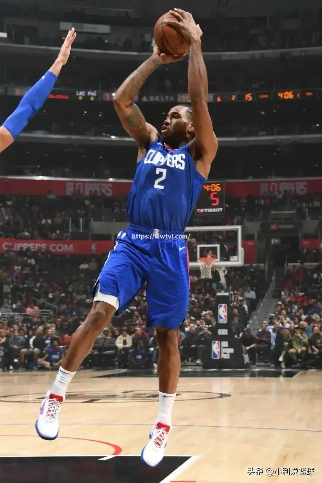 火箭主场大胜快船,威少状态回暖 火箭主场大胜快船,威少状态回暖