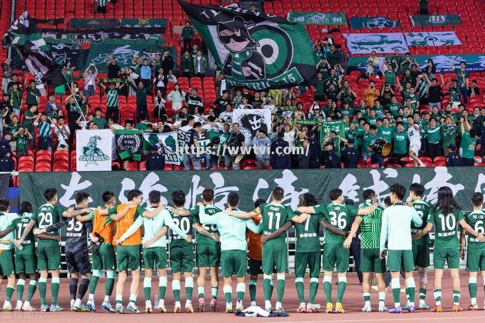 沙托鲁击败对手,逼近联赛前三 沙托鲁击败对手,逼近联赛前三