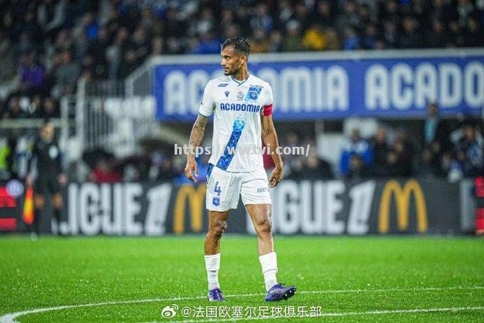 重回巅峰?曼联旧将在法甲联赛大放异彩 重回巅峰?曼联旧将在法甲联赛大放异彩