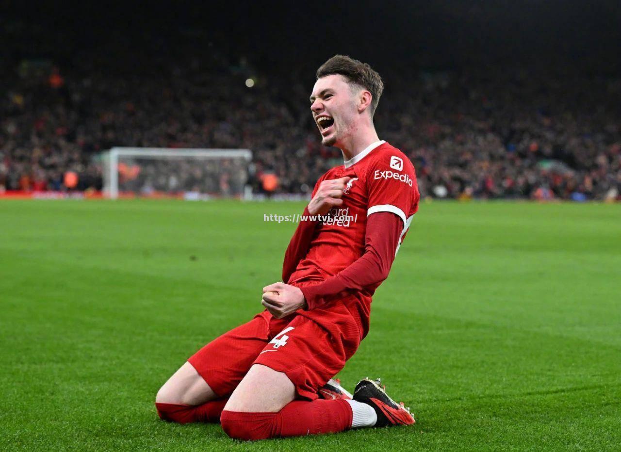 利物浦门将神勇扑救,成为比赛救世主 利物浦门将神勇扑救,成为比赛救世主