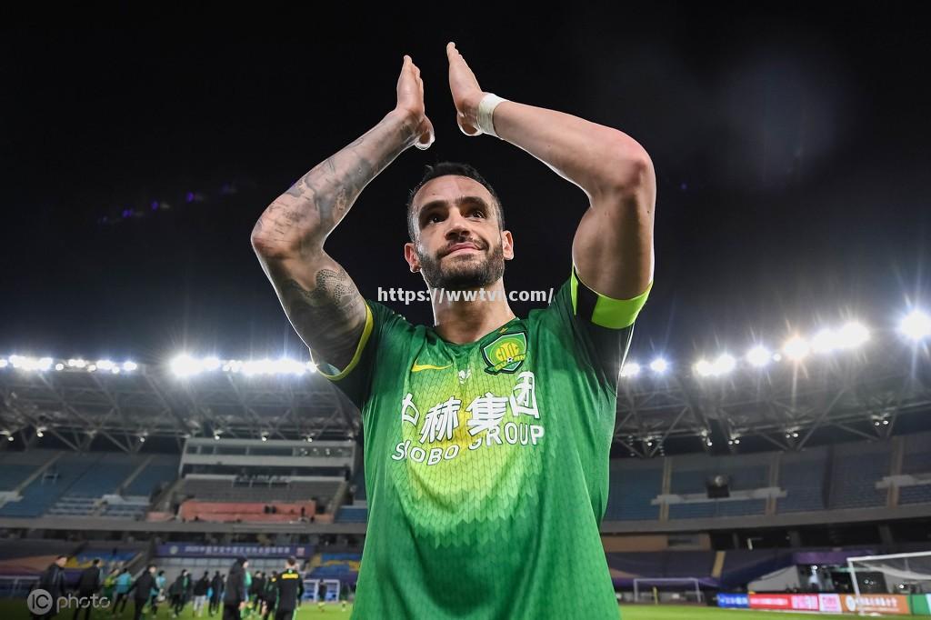 外线射手神勇发挥,助球队拿下胜利 外线射手神勇发挥,助球队拿下胜利