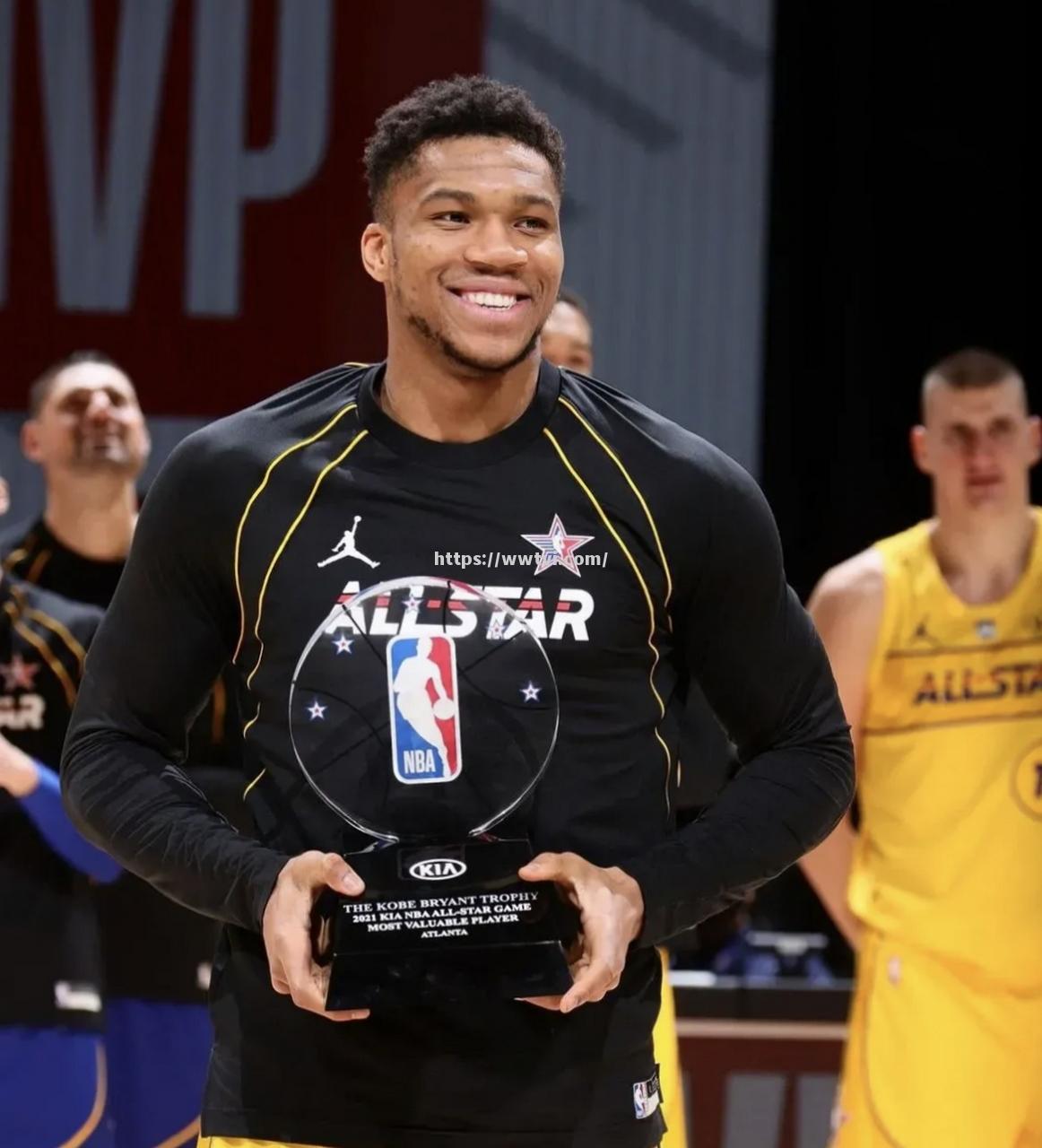 NBA全明星周末即将来临:昔日传奇球员共襄盛举 NBA全明星周末即将来临:昔日传奇球员共襄盛举